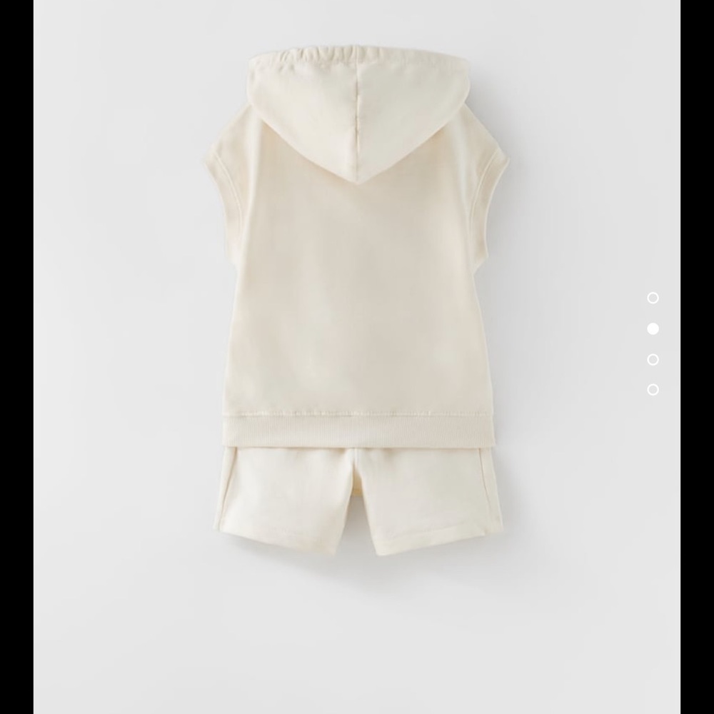 Zara Jogging Suit - Picture 2 of 8